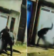 Policiais foram flagrados espancando homem durante abordagem em SP  Foto: Reprodução/TV Globo