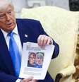 Trump exibiu alegações contra sul-africanos brancos ao presidente do país  Foto: Shutterstock / BBC News Brasil