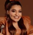 Pequena Lô estreia fará participação em novela do SBT  Foto: Reprodução/Divulgação / Caras Brasil