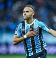  Foto: Lucas Uebel / Grêmio - Legenda: Atacante dinamarquês fez o gol da vitória sobre o Bahia neste domingo (25), na Arena do Grêmio / Jogada10