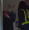 Macron é empurrado por primeira-dama  Foto: Reprodução