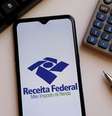 A entrega da declaração do imposto de renda trata-se de uma demonstração da responsabilidade fiscal do contribuinte brasileiro  Foto: Brenda Rocha - Blossom | Shutterstock / Portal EdiCase