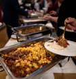 Foto ilustrativa do buffet de um evento e/ou casamento  Foto: Fabian Strauch/picture alliance / Getty Images
