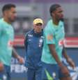 Carlo Ancelotti comanda treinamento da seleção brasileira no CT Joaquim Grava.  Foto: Werther Santana/Estadão / Estadão