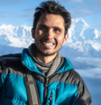 Montanhista, fotógrafo e guia brasileiro Edson Vandeira, de 36 anos, desapareceu na última quinta-feira, 29  Foto: Reprodução/Instagram:@edsonvandeira