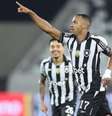  Foto: Vitor Silva/Botafogo - Legenda: Marlon Freitas voltou a marcar após mais de um ano e projetou o Mundial de Clubes / Jogada10