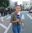 A repórter australiana Lauren Tomasi, correspondente nos Estados Unidos da Nine News, emissora afiliada à CNN, foi atingida por um tiro de bala de borracha da polícia enquanto cobria um protesto  Foto: Reprodução/Nine News
