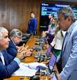 Dr Hiran e Eduardo Girão tiveram uma discussão acalorada na CPI das Bets  Foto: Geraldo Magela/Agência Senado