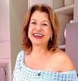 Olga Bongiovanni vai comandar o 'A Gente Pod' dos estúdios da CATVE em Cascavel, no Paraná  Foto: Reprodução