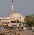 O Irã insiste que seu programa nuclear é totalmente pacífico e que enriquece urânio para produzir combustível para usinas de energia como a de Bushehr  Foto: NurPhoto via Getty Images / BBC News Brasil