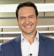 Com alta aprovação popular, Eduardo Ribeiro assume a bancada do 'Jornal da Record'  Foto: Reprodução
