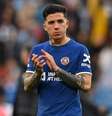  Foto: Glyn Kirk/AFP via Getty Images - Legenda: Enzo Fernández é um dos destaques do Chelsea / Jogada10