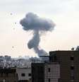 Irã e Israel continuam trocando mísseis após os ataques dos EUA durante a madrugada  Foto: Reuters / BBC News Brasil