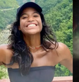 Corpo de brasileira Juliana Marins é retirado de vulcão e levado por socorristas  Foto: Reprodução / Contigo