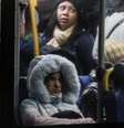 Paulistanos enfrentam frio para chegar ao trabalho nesta manhã de quarta-feira, 25, com menores temperaturas desta frente fria.  Foto: Werther Santana/Estadão / Estadão