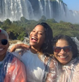 Juliana Marins, seu pai, sua irmã e sua mãe  Foto: Reprodução/Instagram/@ajulianamarins