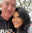 Jeff Bezos e Lauren Sanchez geram polêmica com casamento nada eco-friendly  Foto: Reprodução/Instagram