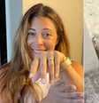Mulher viralizou ao reencontrar anel após vinte anos  Foto: Reprodução/ TikTok/ @danapopham