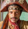 Kelner Macêdo caracterizado como Zé do Bode em Guerreiros do Sol  Foto: Reprodução/Globo / Caras Brasil