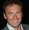 Julian McMahon  Foto: Reprodução/ Divulgação / Contigo
