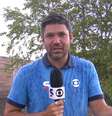 Marcelo Courrege foi pego de surpresa por temporal ao vivo  Foto: Reprodução/TV Globo
