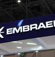 Os papéis da Embraer, que caíam pouco mais de 1% no começo do pregão, entraram em leilão logo após a publicação da ordem executiva de Trump  Foto: Reuters
