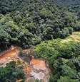 Pesquisas apontam que o garimpo e a mineração estão entre as principais formas de degradação da Amazônia que pode gerar novas epidemias ou pandemias  Foto: Getty Images / BBC News Brasil