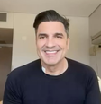 Edu Guedes após passar por cirurgia em tratamento de câncer  Foto: Reprodução/Instagram/@eduguedesoficial