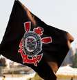 Escudo do Corinthians na bandeirinha de escanteio  Foto: Escudo do Corinthians na bandeirinha de escanteio ( Divulgação/ Corinthians) / Gávea News