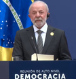 "Democracia não se constrói da noite para o dia, zelar pelos interesses coletivos é uma tarefa permanente. Vivemos uma nova ofensiva antidemocrática", disse Lula












  Foto: Reprodução/YouTube/Canal GOV