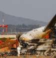 As famílias das vítimas dizem que o muro de concreto contra o qual o avião se chocou tornou o acidente tão devastador  Foto: Getty Images / BBC News Brasil
