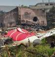 O voo 171 da Air India caiu em um bairro movimentado em Ahmedabad  Foto: Getty Images / BBC News Brasil