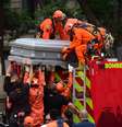 Caixão de Preta Gil durante cortejo no Rio de Janeiro  Foto: Webert Belicio / Agnews