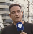 O repórter Mateus Borges estava ao vivo quando a agressão ocorreu  Foto: Reprodução/Record Bahia