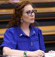 Carla Zambelli (PL-SP) em reunião de comissão na Câmara dos Deputados em 3 de dezembro de 2024; PF informou que parlamentar será extraditada ao Brasil  Foto: Vinicius Loures/Câmara dos Deputados