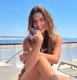 Modelo Mariana Goldfarb em publicação nas redes sociais  Foto: Instagram/@marianagoldfarb / Reprodução