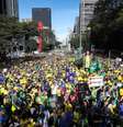 Apoiadores de Jair Bolsonaro estiveram na Avenida Paulista, neste domingo, em ato à favor do ex-presidente  Foto: Felipe Rau/Estadão / Estadão