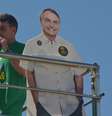 Flávio Bolsonaro discursa ao lado de papelão do pai  Foto: Fausto Maia/The News 2/Estadão Conteúdo