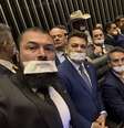 Deputados publicaram fotos nas redes sociais durante pernoite na Câmara  Foto: Reprodução/X