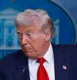 Donald Trump, presidente dos EUA, em coletiva de imprensa nesta segunda-feira, 11  Foto: Yasin Ozturk/Anadolu via Getty Images