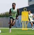  Foto: Antonio Villalba / Real Madrid - Legenda: Vini Jr durante treinamento pelo Real Madrid / Jogada10