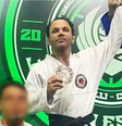 Padre suspeito de agredir idosa durante suposto exorcismo é faixa preta e vice-campeão no jiu-jítsu  Foto: Reprodução/TV Globo