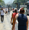 Em São Paulo, a temperatura deve subir até 33ºC no final de semana e, em seguida, cair bruscamente no domingo, 24  Foto: Tomaz Silva/Agência Brasil