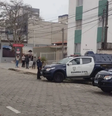 A Guarda Civil Municipal de Itanhaém foi até o endereço indicado pela mulher e encontrou o corpo do pai esfaqueado  Foto: Reprodução