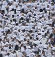 Torcida santista protesta após goleada do Santos sobre o Vasco  Foto: JONATHAN PAIXãO/PERA PHOTO PRESS/ESTADÃO CONTEÚDO