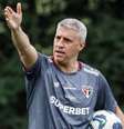  Foto: Crespo, técnico do São Paulo ( Rubens Chiri / São Paulo FC) / Gávea News
