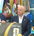 Trump ao lado do presidente da Fifa, Gianni Infantino  Foto: Reprodução/The White House