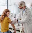A vacinação é fundamental para evitar doenças decorrentes do HPV  Foto: Halfpoint | Shutterstock / Portal EdiCase