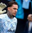 - Reprodução de Vídeo - Legenda: Ederson está no futebol inglês há oito temporadas  Foto: Jogada10