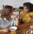 Entenda por que as mulheres precisam tomar um café da manhã caprichado  Foto: Freepik